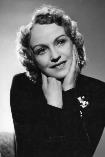 Lea Joutseno - Actor Profile Photo
