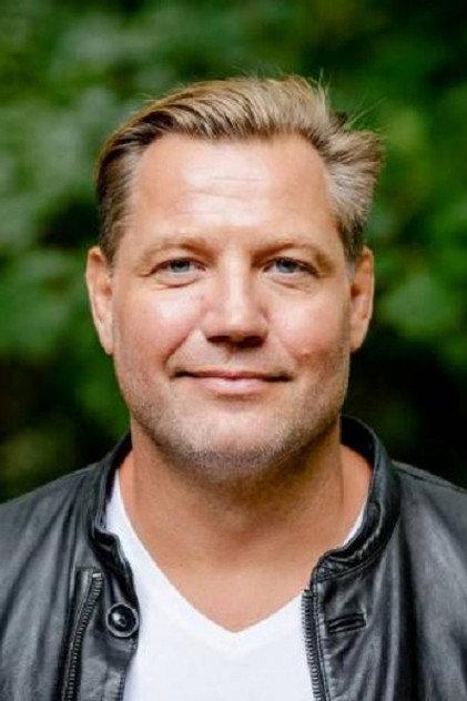 Dennis van der Geest - Actor Profile Photo