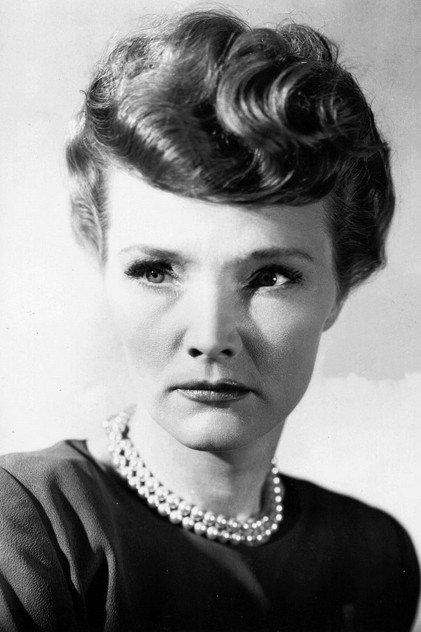 Elizabeth Russell - Actor Profile Photo