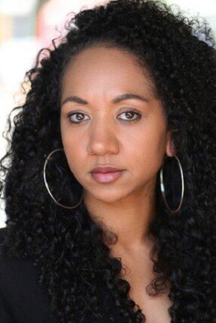 Alexandria Riley - Actor Profile Photo