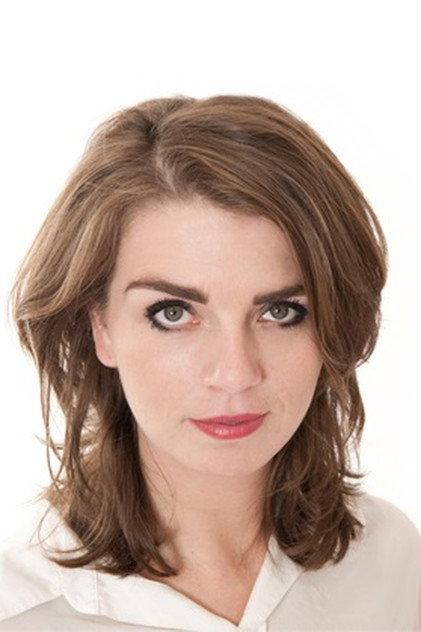 Louise Korthals - Actor Profile Photo