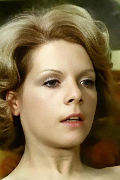 Michaela Roos - Actor Profile Photo