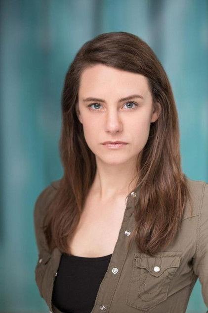 Callie Bussell - Actor Profile Photo