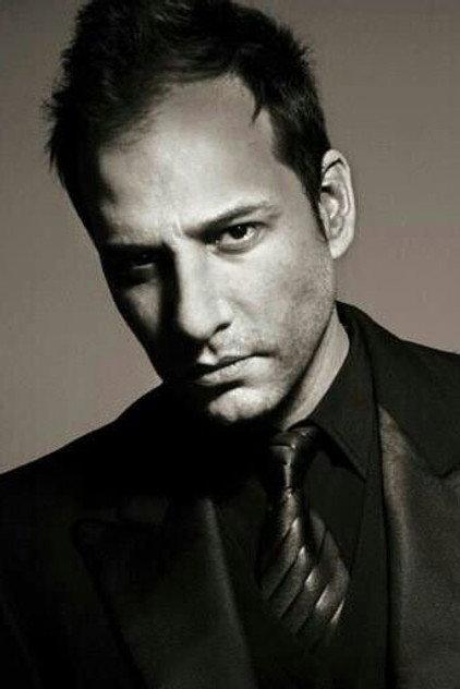 Carlos Echevarría - Actor Profile Photo
