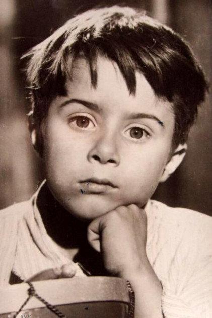 Miguel Gil - Actor Profile Photo