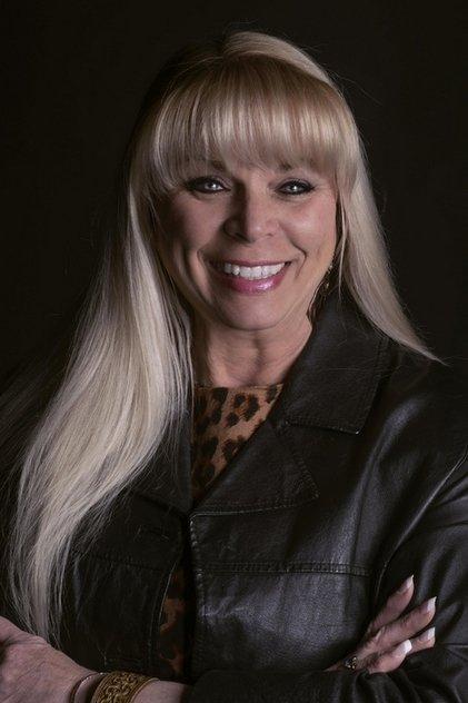 Kadrolsha Ona Carole - Actor Profile Photo