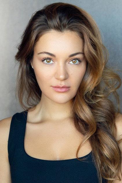 Mirabel Stuart - Actor Profile Photo
