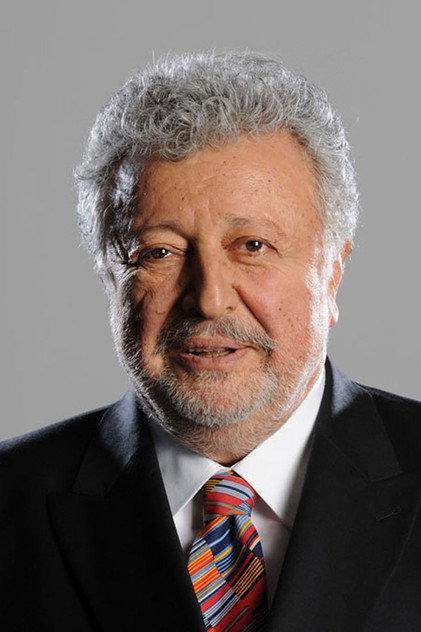 Metin Akpınar - Actor Profile Photo