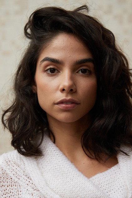 Bruna Mascarenhas - Actor Profile Photo