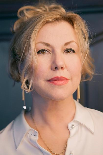 Yelena Vnukova - Actor Profile Photo