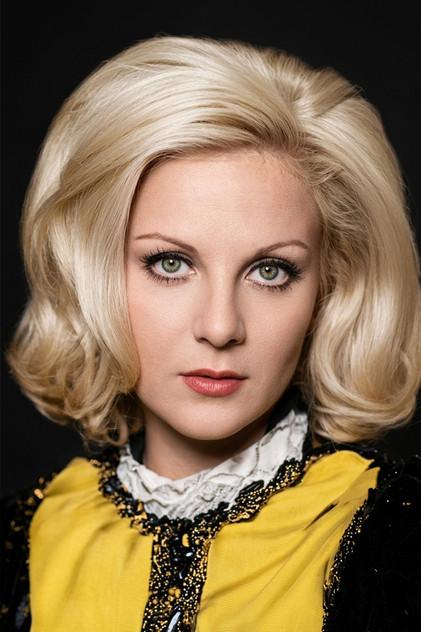 Esen Püsküllü - Actor Profile Photo