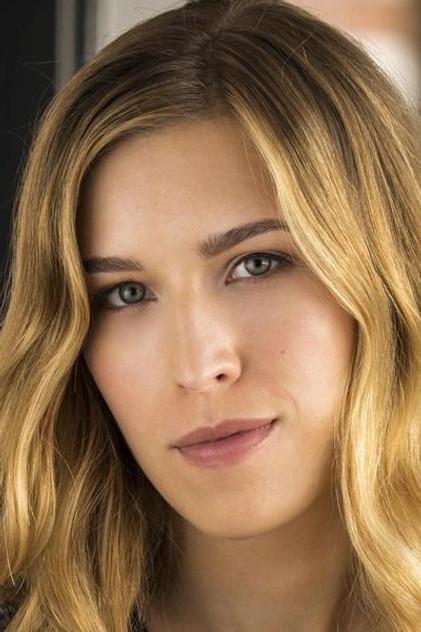 Sarah Youngblood - Actor Profile Photo