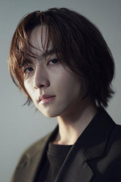 Rihito Itagaki - Actor Profile Photo