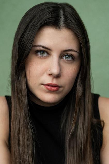 Mia Sinclair Jenness - Actor Profile Photo