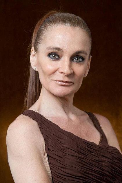 Adriana Mascialino - Actor Profile Photo