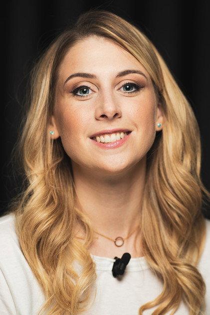 Laura Laune - Actor Profile Photo