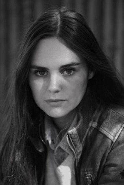 Paola Valentin - Actor Profile Photo
