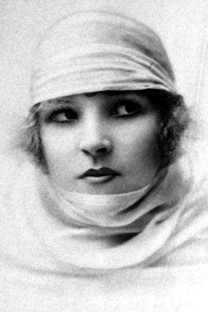 Kay Laurel - Actor Profile Photo