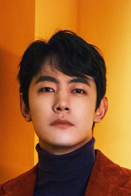 Ji Lingchen - Actor Profile Photo