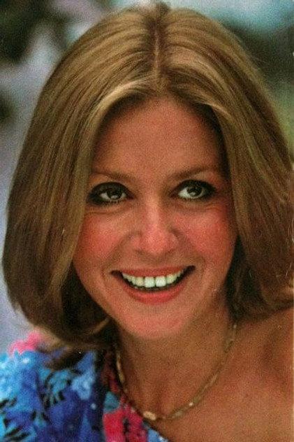 Danielle Volle - Actor Profile Photo