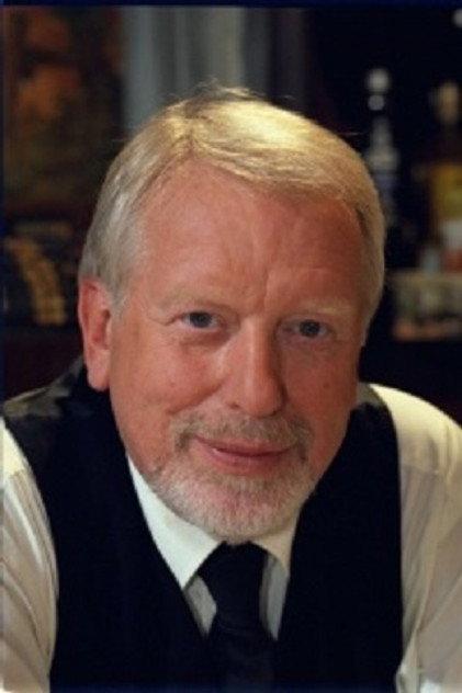 Hero Muller - Actor Profile Photo