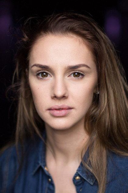 Mollie Winnard - Actor Profile Photo