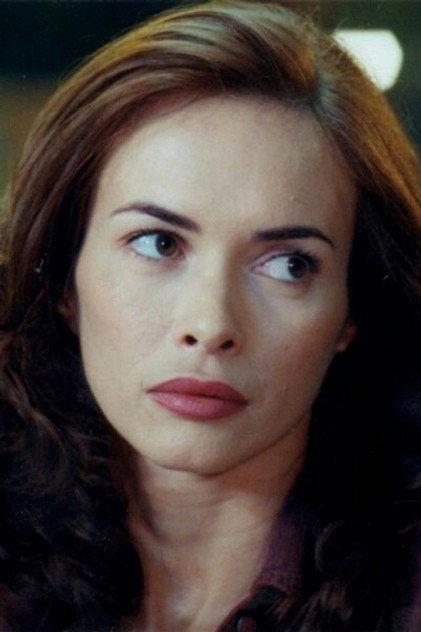 Cristina Câmara - Actor Profile Photo