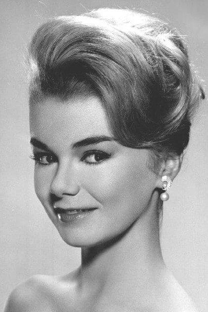 Ahna Capri - Actor Profile Photo