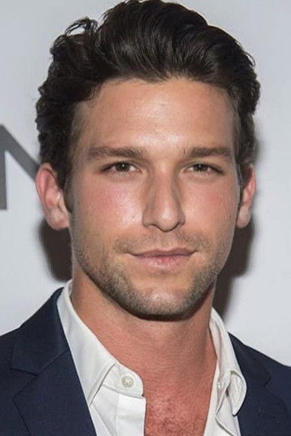 Daren Kagasoff - Actor Profile Photo