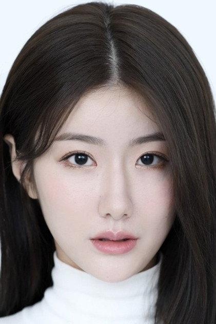 Wang Yuwei - Actor Profile Photo