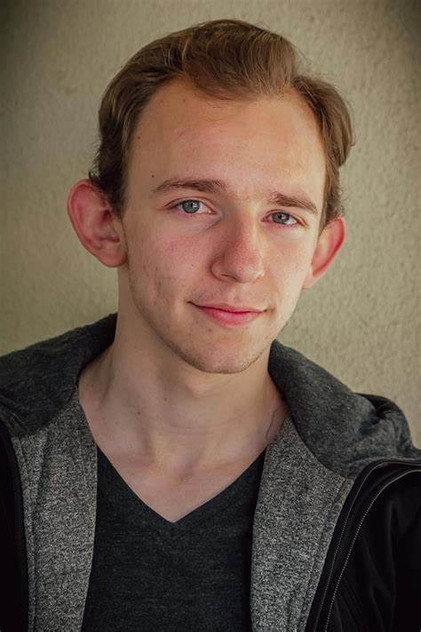 Nicholas Haren - Actor Profile Photo