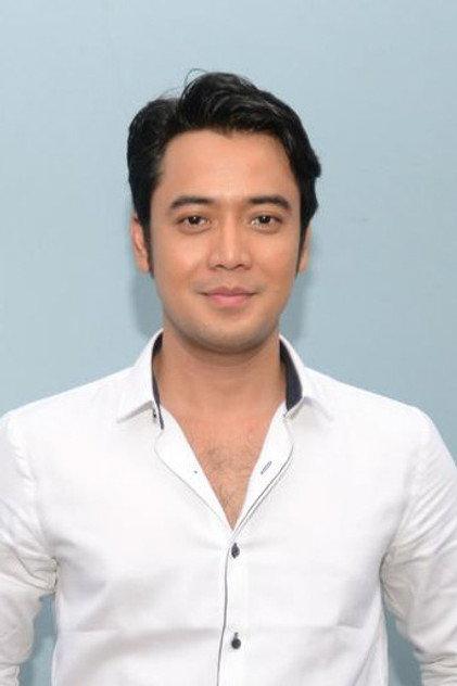 Kriss Hatta - Actor Profile Photo