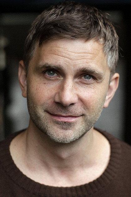 Dean Roberts - Actor Profile Photo