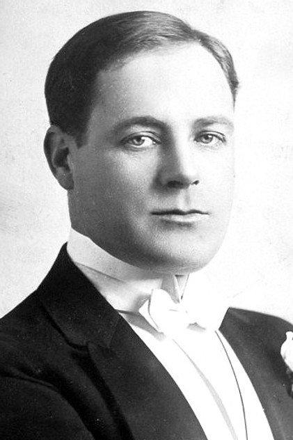 T. Roy Barnes - Actor Profile Photo