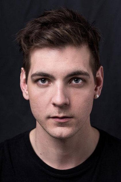 Iggy Malmborg - Actor Profile Photo