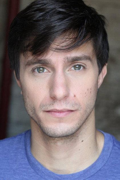 Gideon Glick - Actor Profile Photo