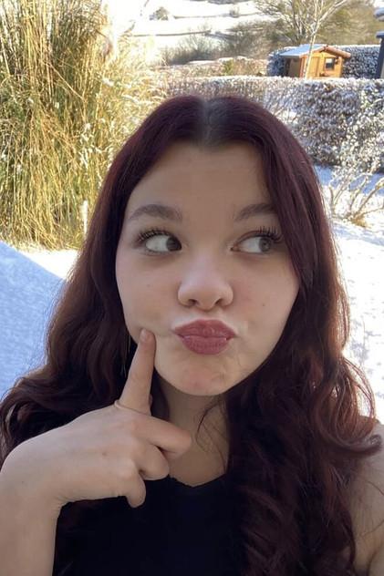 Manon Dureuil - Actor Profile Photo