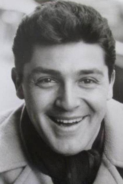 Beklan Algan - Actor Profile Photo