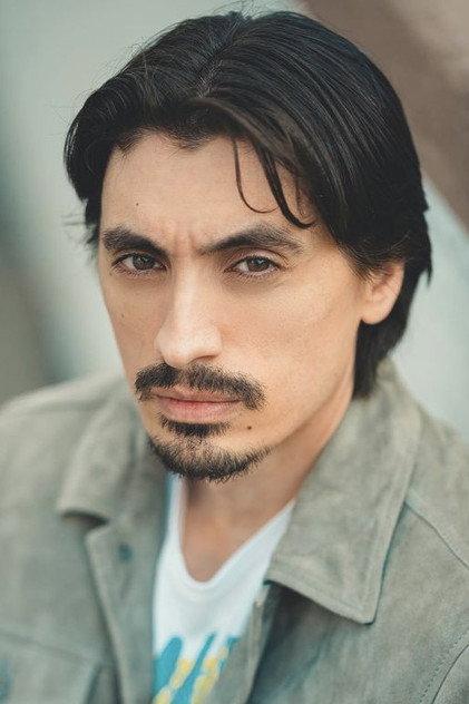 Aaron Schoenke - Actor Profile Photo