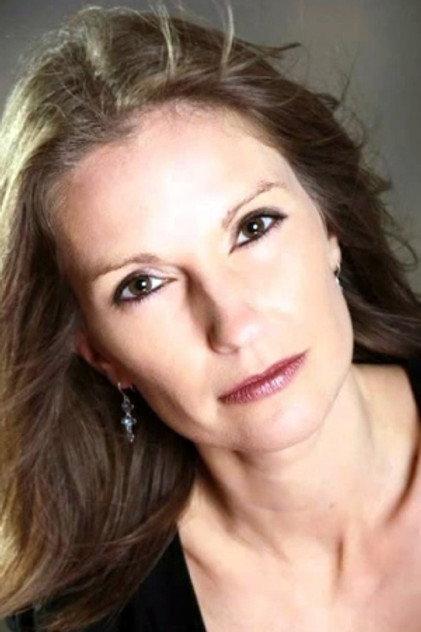 Caroline Derrien - Actor Profile Photo