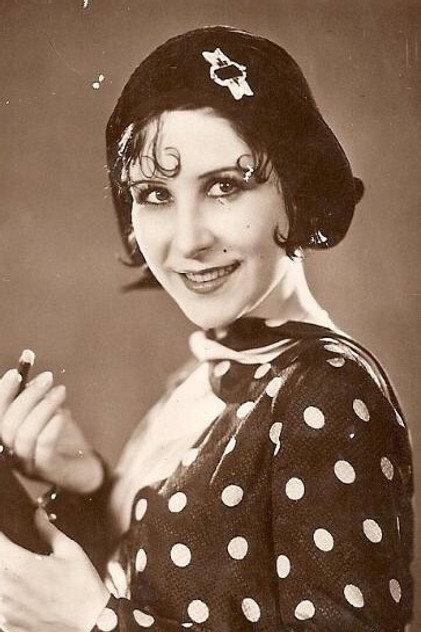 Amelia Muñoz - Actor Profile Photo