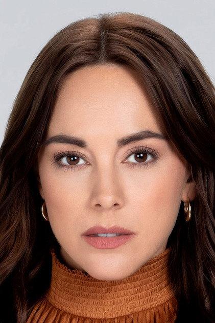María Elisa Camargo - Actor Profile Photo