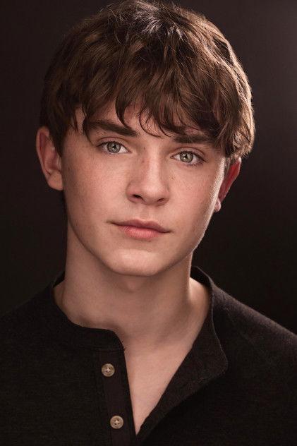 Cameron Mann - Actor Profile Photo