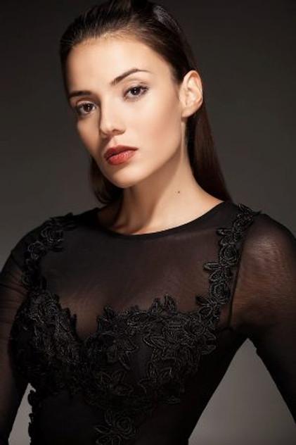 Jennifer Arenas - Actor Profile Photo