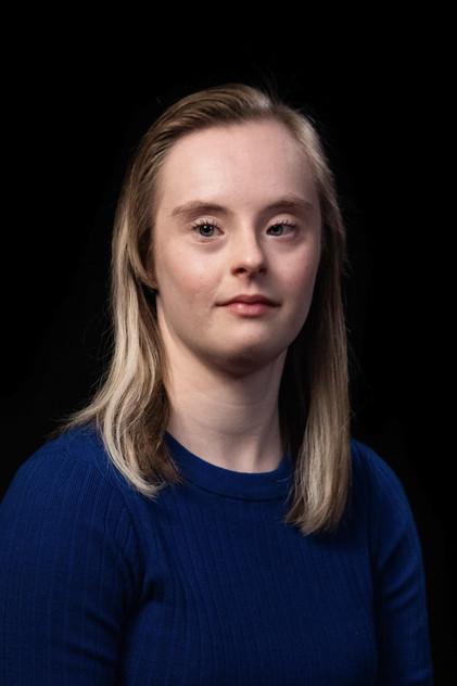 Rae Pastuszak - Actor Profile Photo