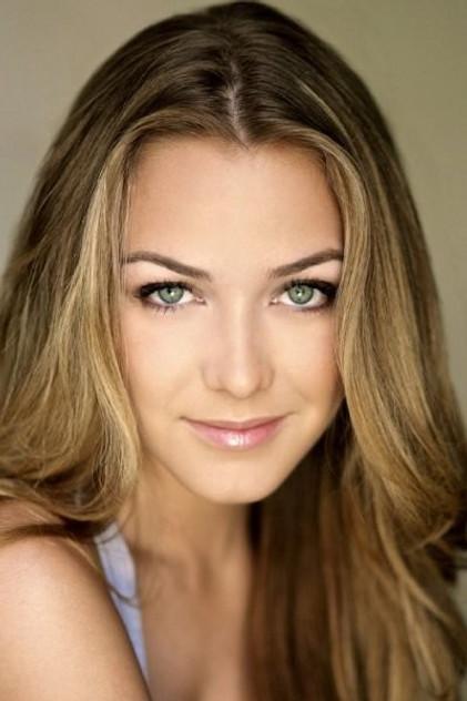 Mariana Paola Vicente - Actor Profile Photo