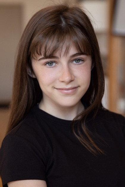 Maèva Tremblay - Actor Profile Photo