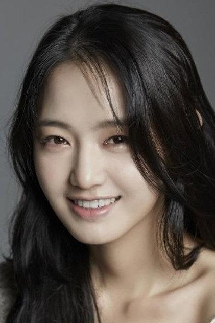 Lee Cheong-mi - Actor Profile Photo