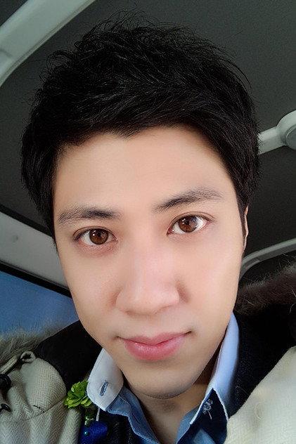 Hu Ninglin - Actor Profile Photo