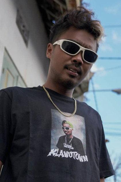Yusac Dika Klawu - Actor Profile Photo